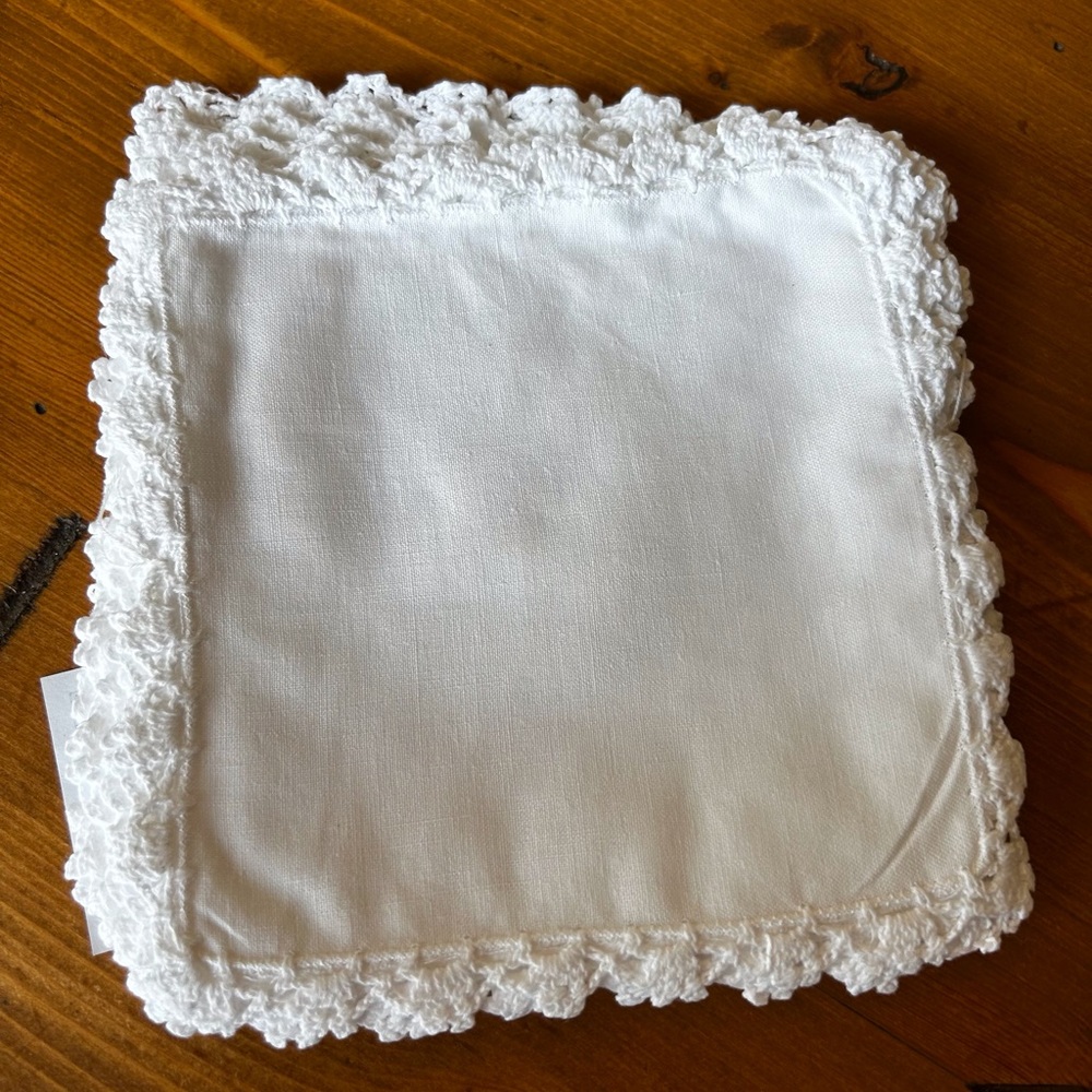 Set of 12 white cotton cocktail napkins with crochet edge